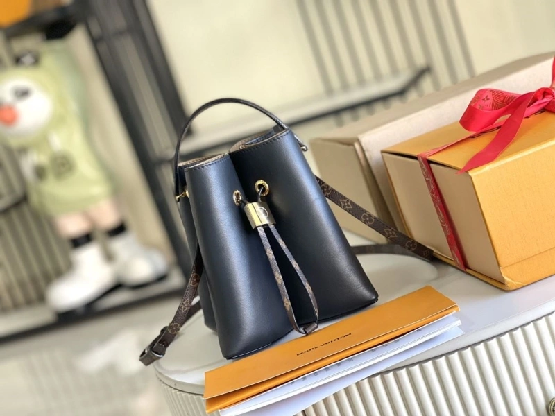 LV Bucket Bags 4171A-0038