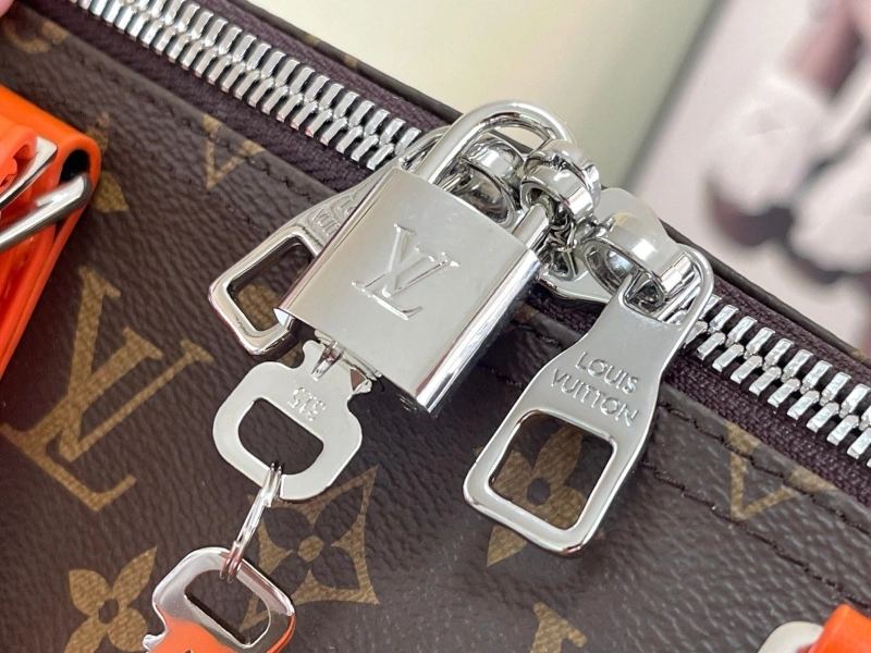 LV Travel Bags 4171D-0012