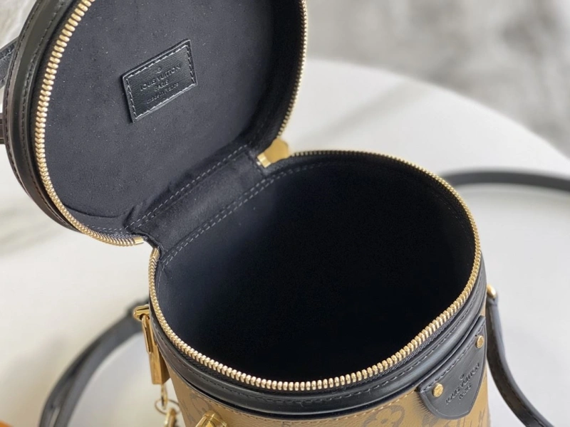 LV Round Bags 4171D-0068