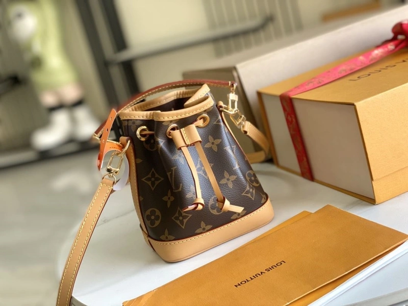 LV Bucket Bags 4171D-0069