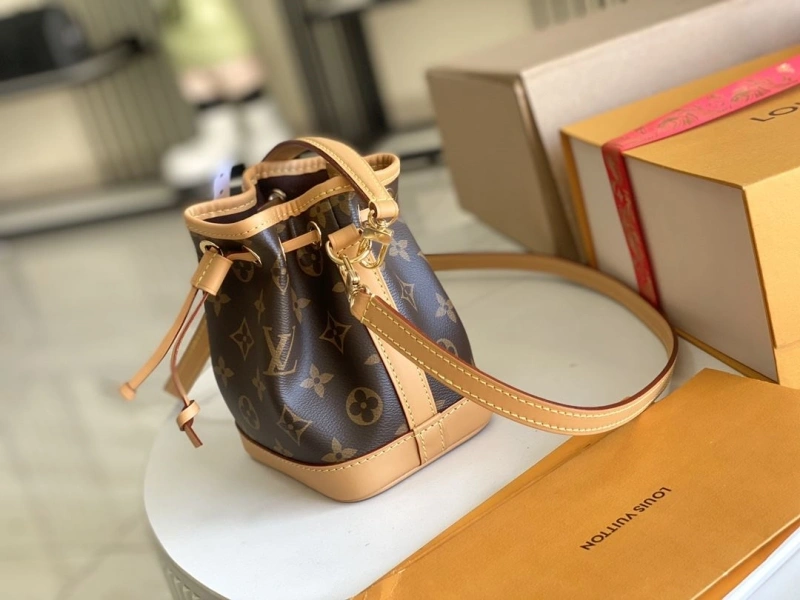 LV Bucket Bags 4171D-0069