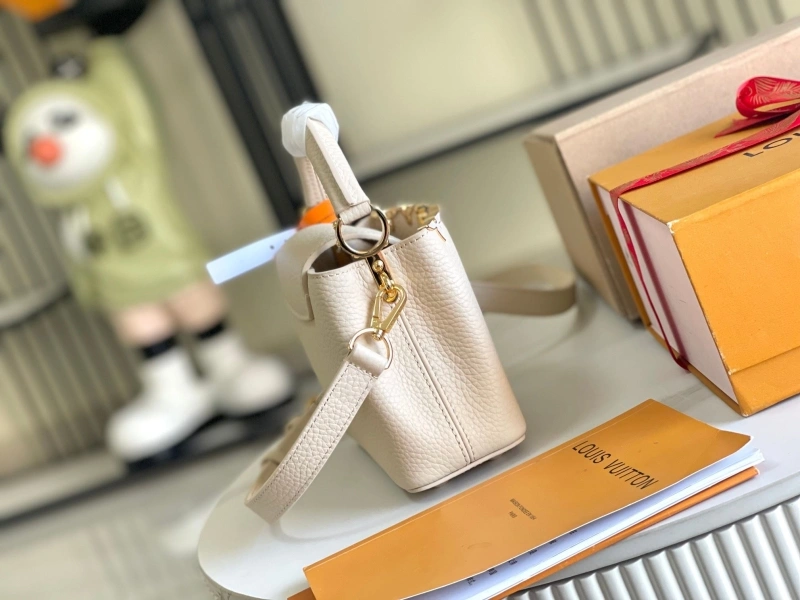 LV Capucines Bags 4171D-0098