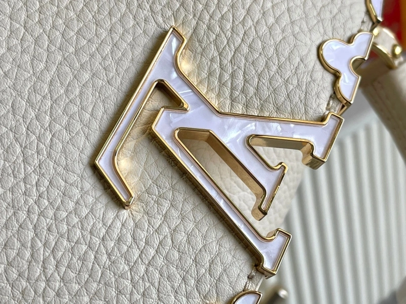 LV Capucines Bags 4171D-0098