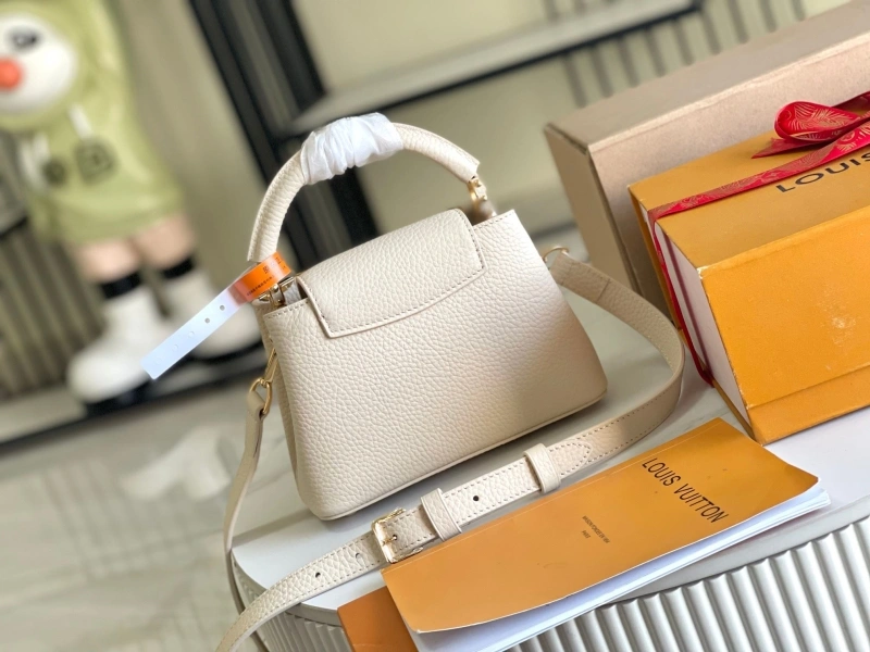 LV Capucines Bags 4171D-0098