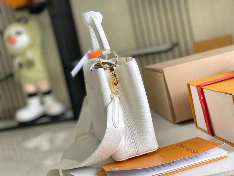 LV Capucines Bags 4171D-0125