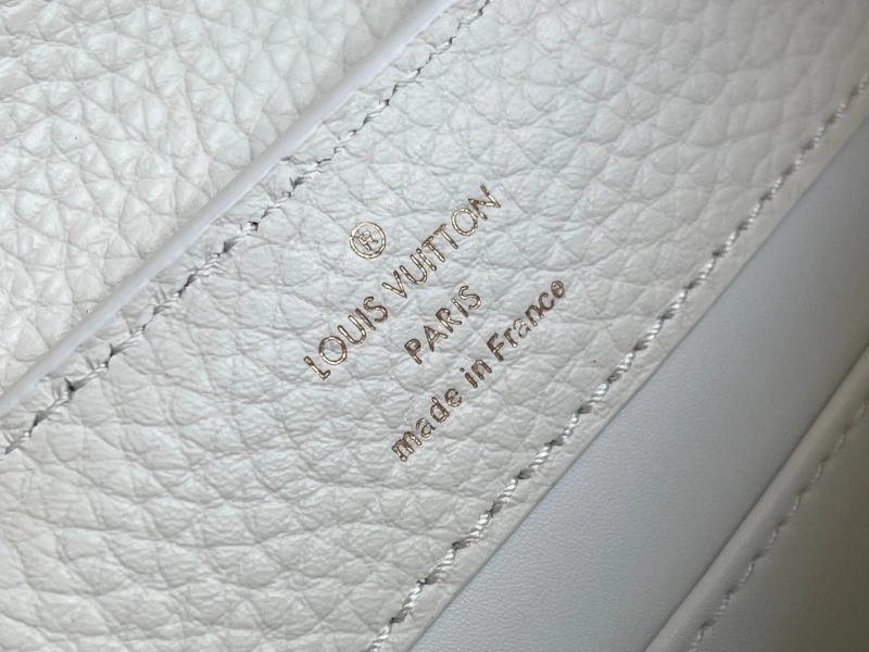 LV Capucines Bags 4171D-0126