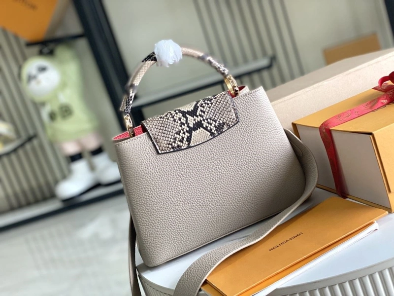 LV Capucines Bags 4171D-0136
