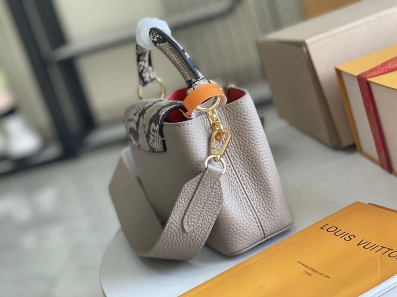 LV Capucines Bags 4171D-0137