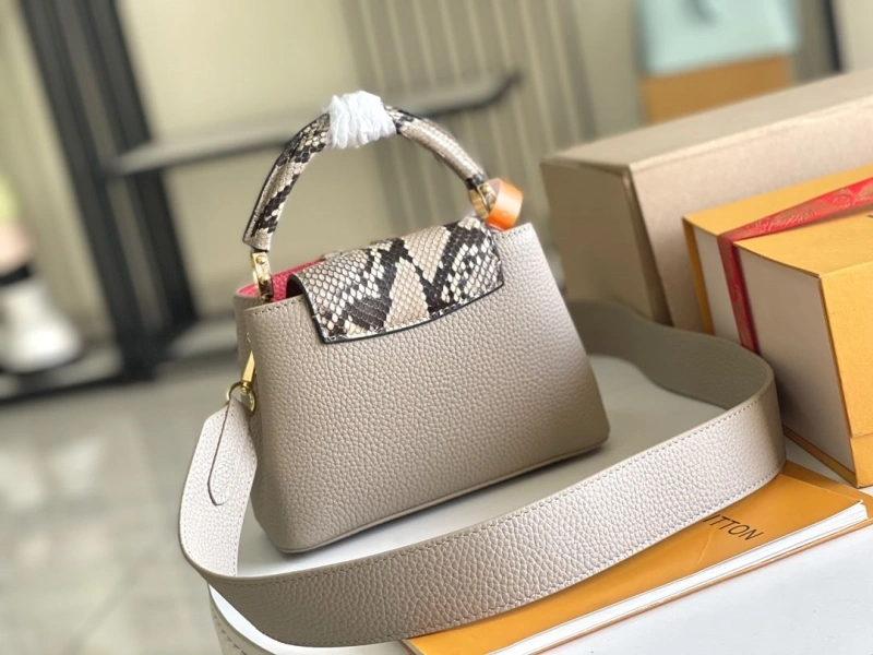 LV Capucines Bags 4171D-0137