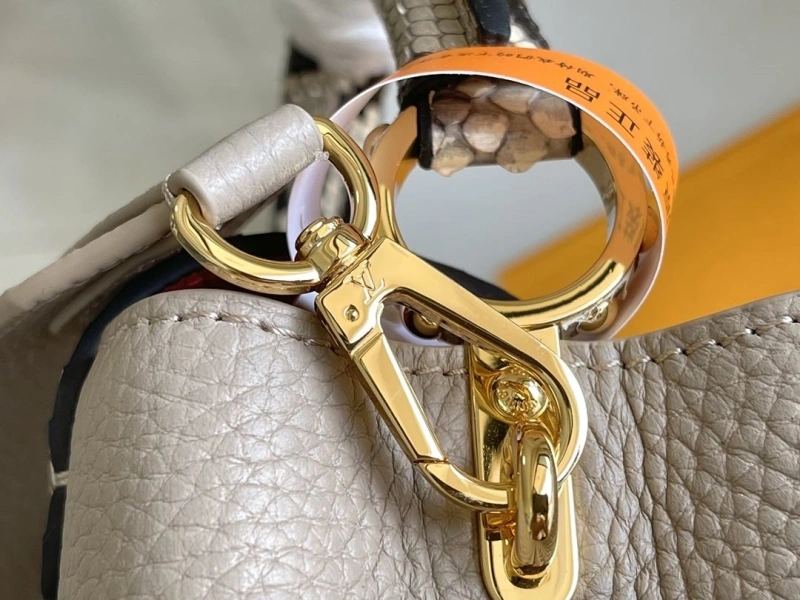 LV Capucines Bags 4171D-0137