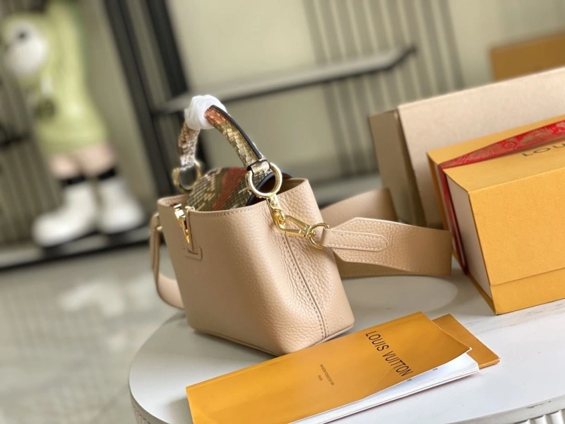 LV Capucines Bags 4171D-0140