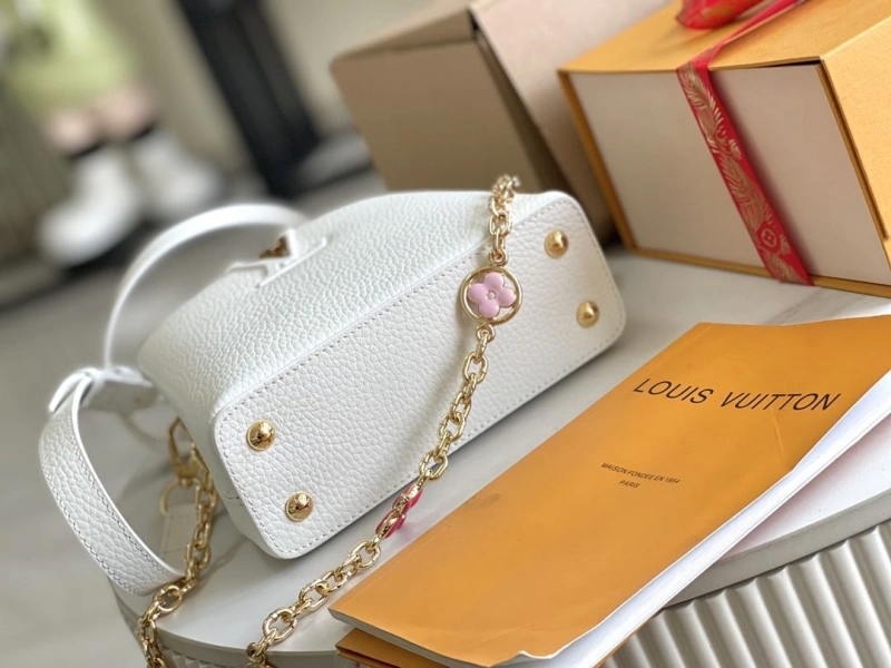 LV Capucines Bags 4171D-0148