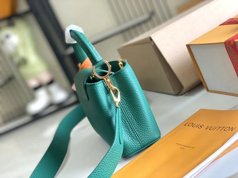 LV Capucines Bags 4171D-0166