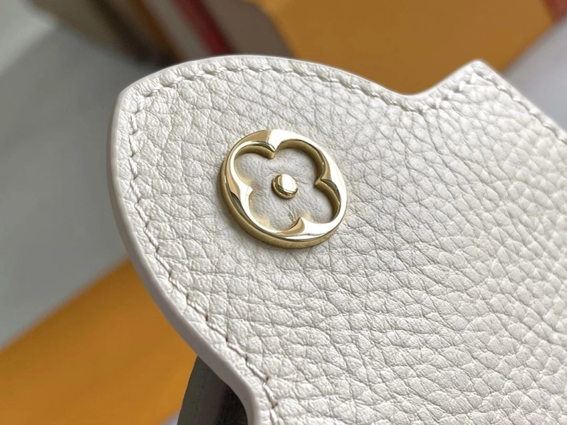 LV Capucines Bags 4171D-0189
