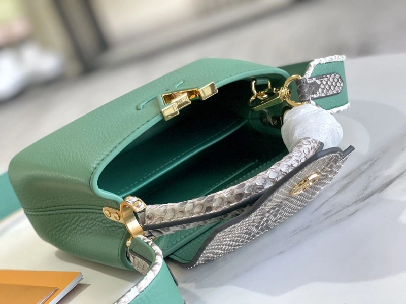 LV Capucines Bags 4171D-0194