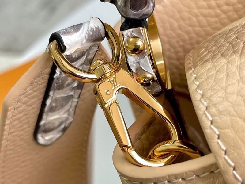 LV Capucines Bags 4171D-0197