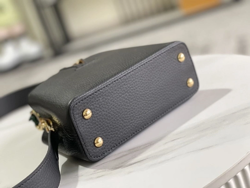 LV Capucines Bags 4171D-0208