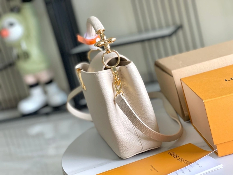 LV Capucines Bags 4171F-0016