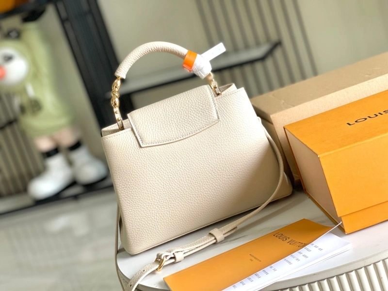 LV Capucines Bags 4171F-0016