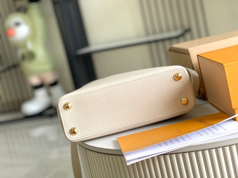 LV Capucines Bags 4171F-0016