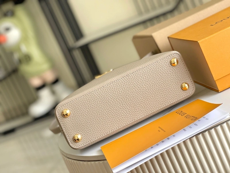 LV Capucines Bags 4171F-0019