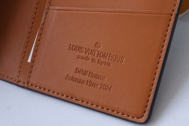 LV Wallets 4178A-0003