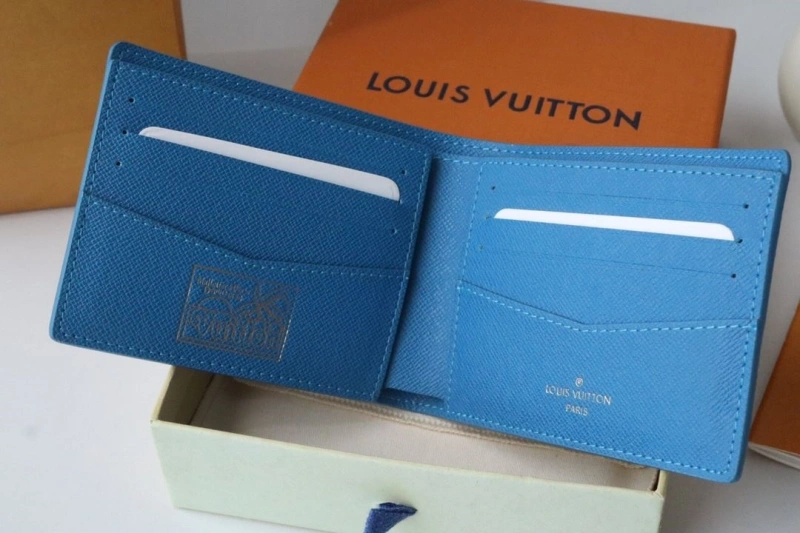 LV Wallets 4178A-0011