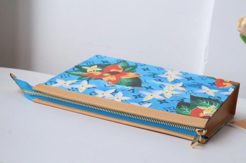 LV Clutch Bags 4178A-0019