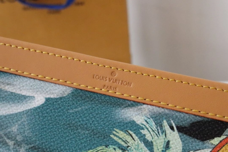 LV Clutch Bags 4178A-0022