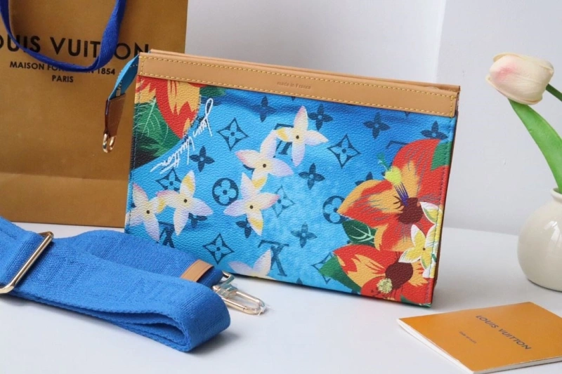 LV Clutch Bags 4178A-0023