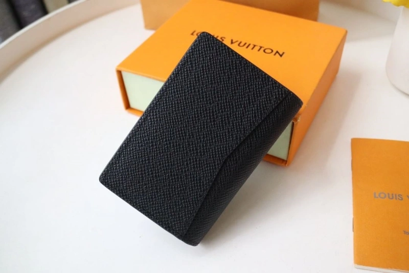 LV Wallets 4178A-0032