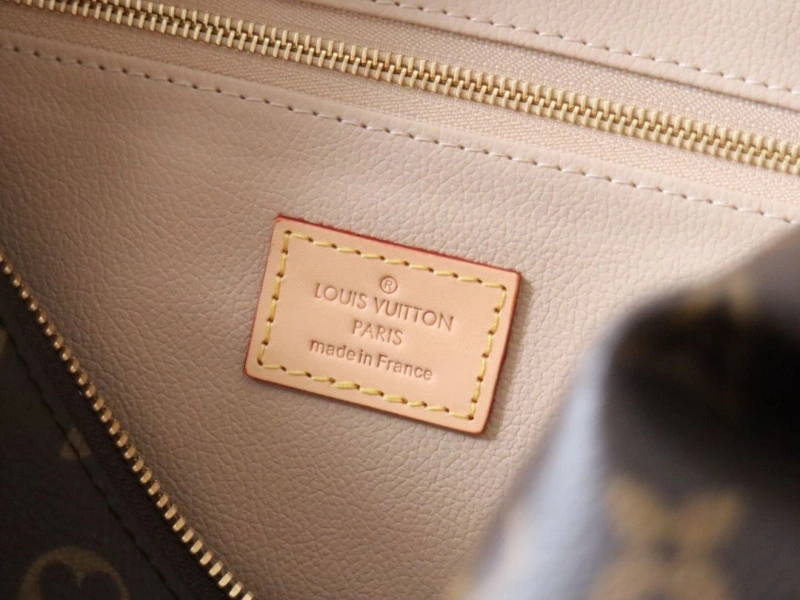 LV Clutch Bags 4178A-0066