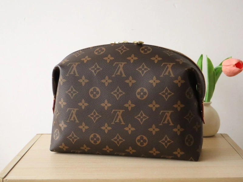 LV Clutch Bags 4178A-0066