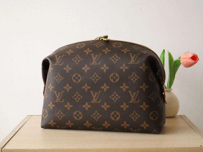 LV Clutch Bags 4178A-0066
