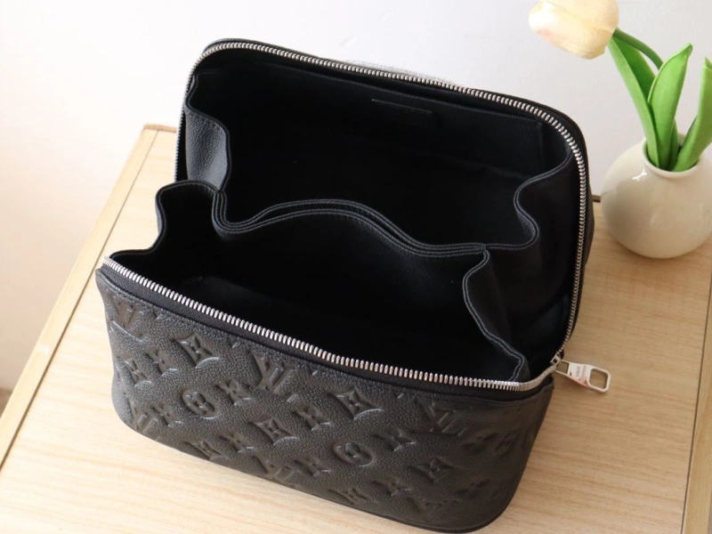 LV Cosmetic Bags 4178A-0067