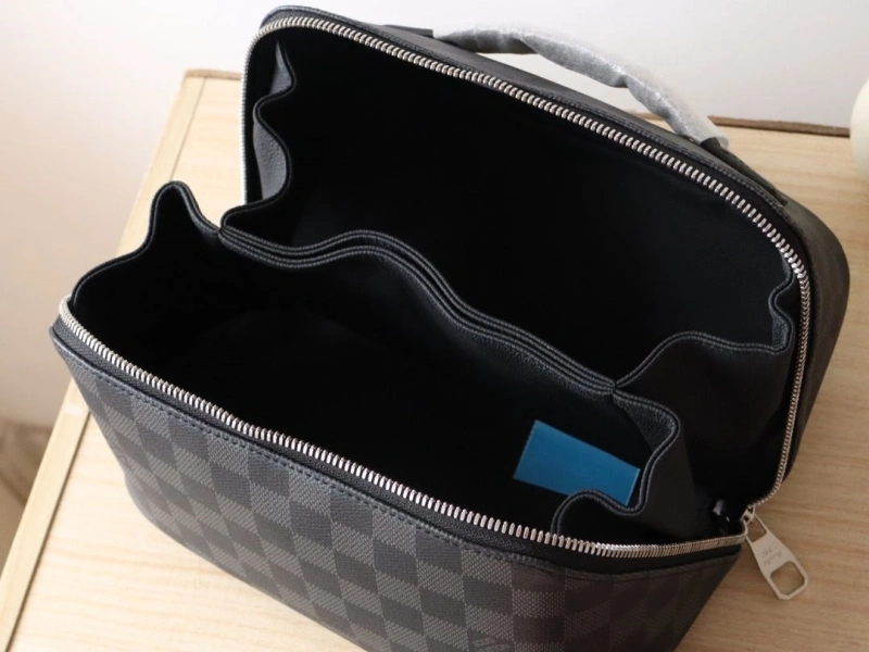 LV Cosmetic Bags 4178A-0068