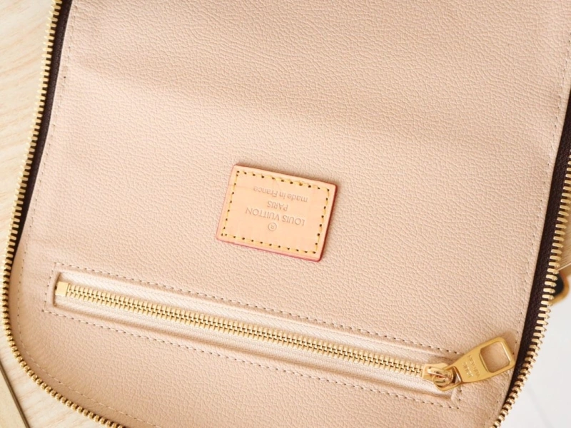 LV Cosmetic Bags 4178A-0071