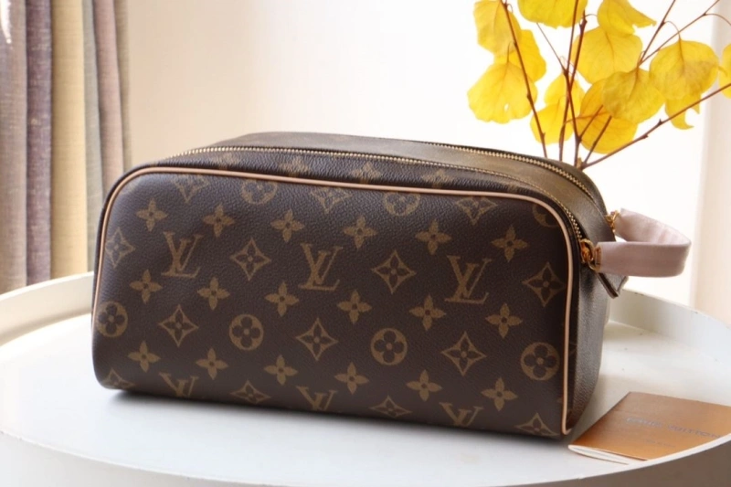 LV Cosmetic Bags 4178A-0073