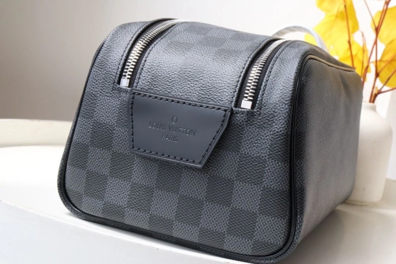 LV Cosmetic Bags 4178A-0074