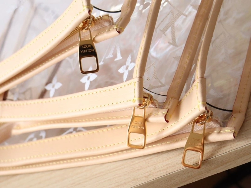LV Clutch Bags 4178A-0087