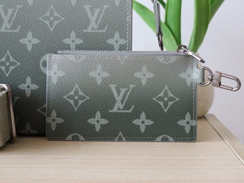 LV Clutch Bags 4178A-0091