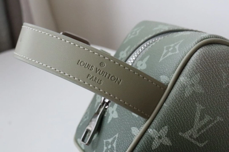 LV Cosmetic Bags 4178A-0094