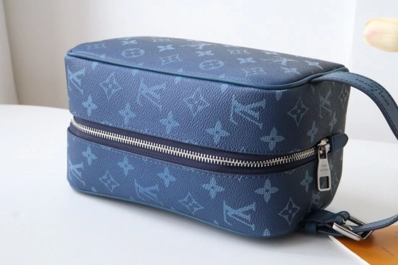 LV Cosmetic Bags 4178A-0095