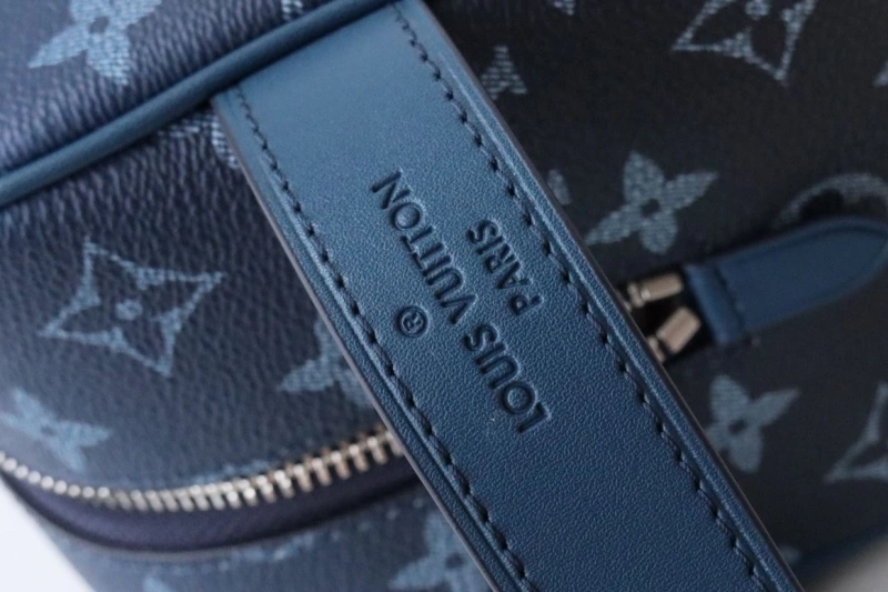 LV Cosmetic Bags 4178A-0095