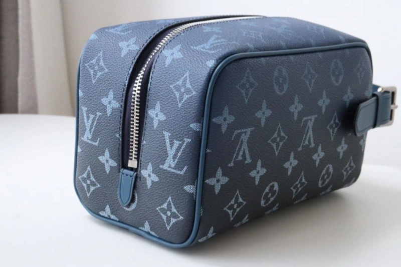 LV Cosmetic Bags 4178A-0095