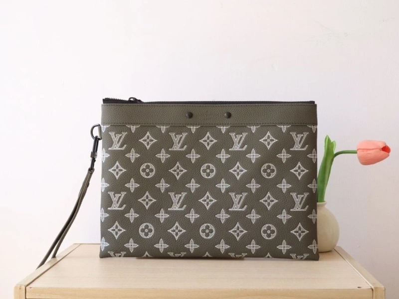 LV Clutch Bags 4178A-0109