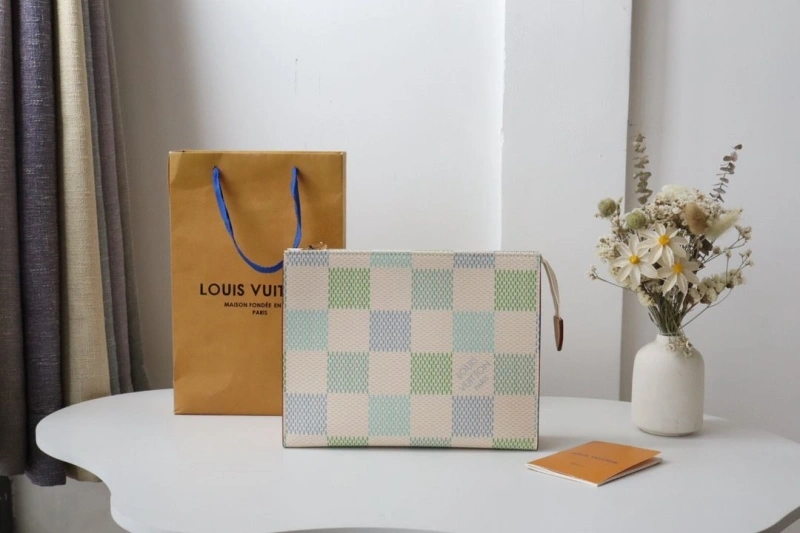 LV Clutch Bags 4178A-0153