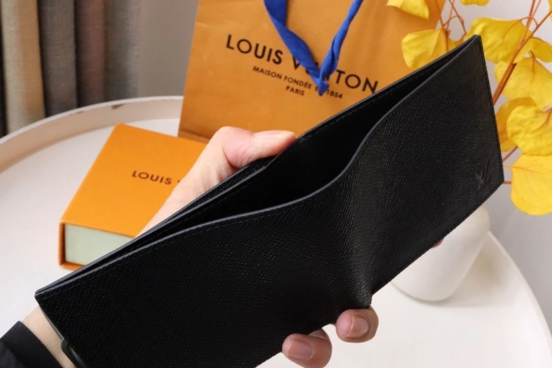 LV Wallets 4178A-0165