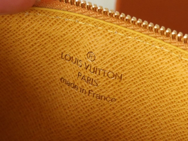 LV Wallets 4178A-0183