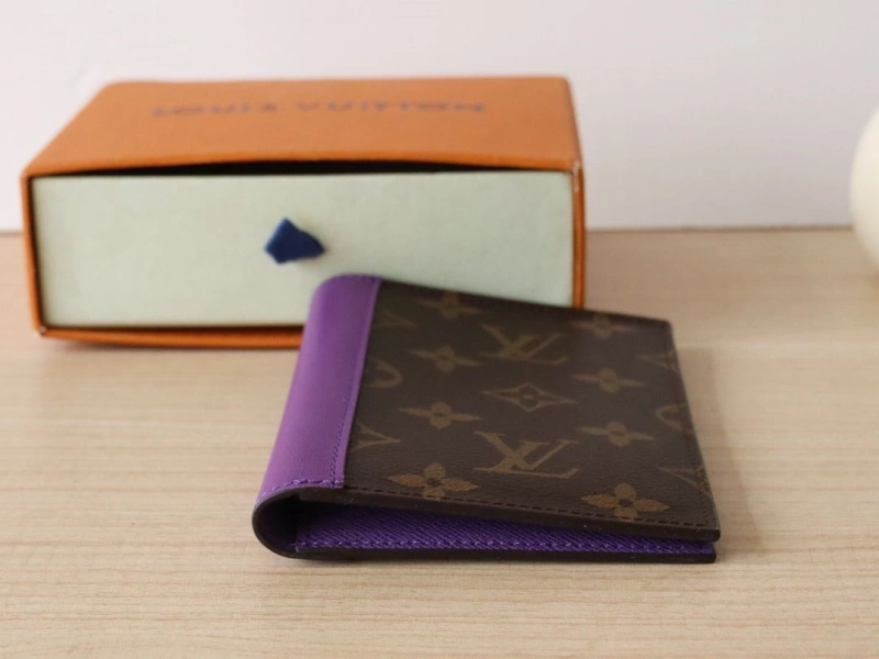 LV Wallets 4178A-0200